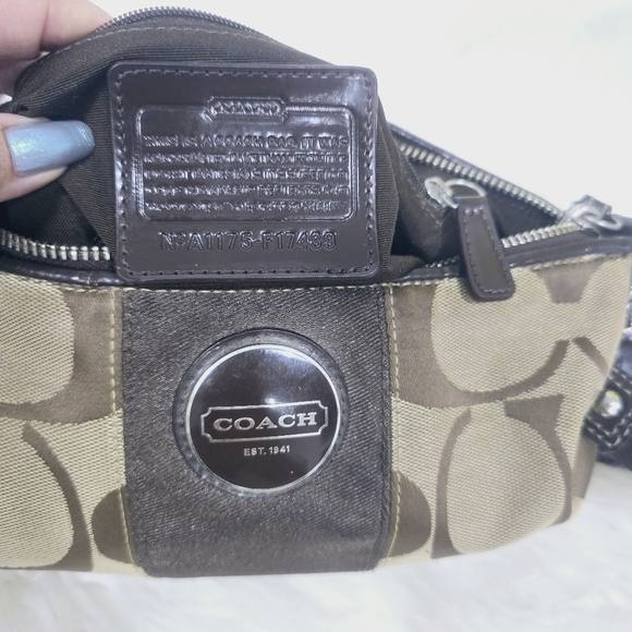 Coach signature hand or shoulder bag tan and brown - Picture 7 of 9